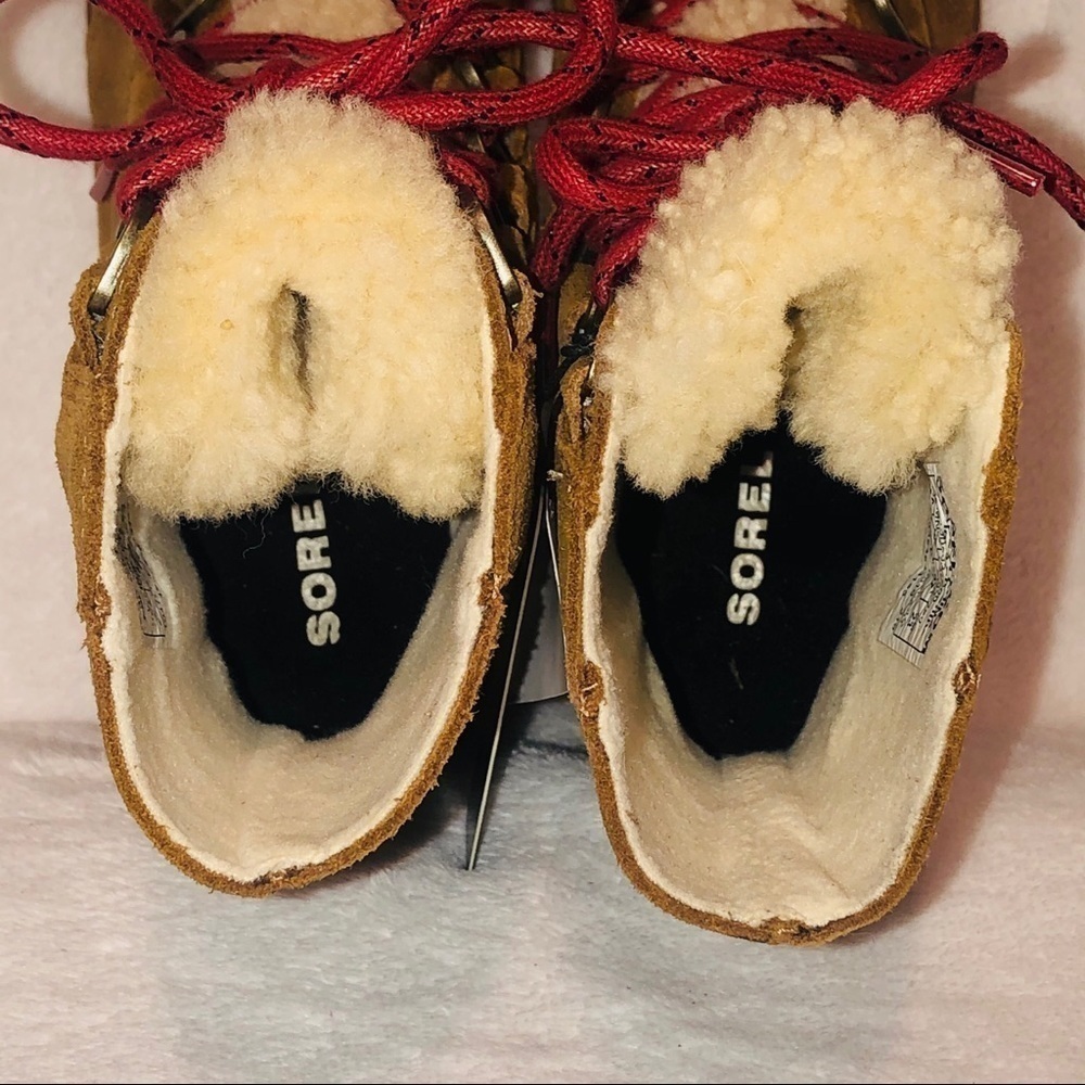 NWT Sorel Phoenix Shearling Waterproof Ankle Boots Size 6 - Picture 5 of 11